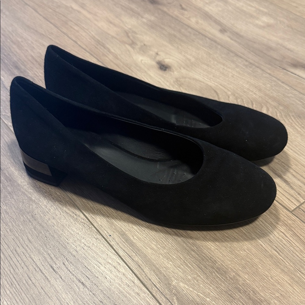 Geox Black Women's Suede Flats